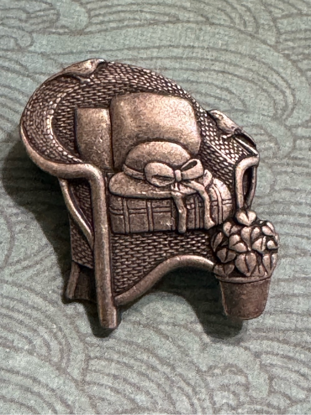 BIRDS AND BLOOMS LIMITED EDITION PEWTER BROOCH